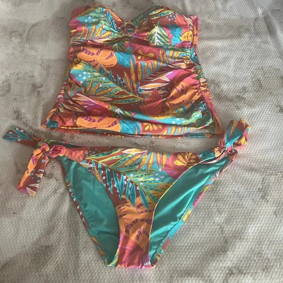 Bleu: The Heat Is On Draped Bandeau Tankini Top and Tie Sides Bottom Size 10 - Picture 7 of 10